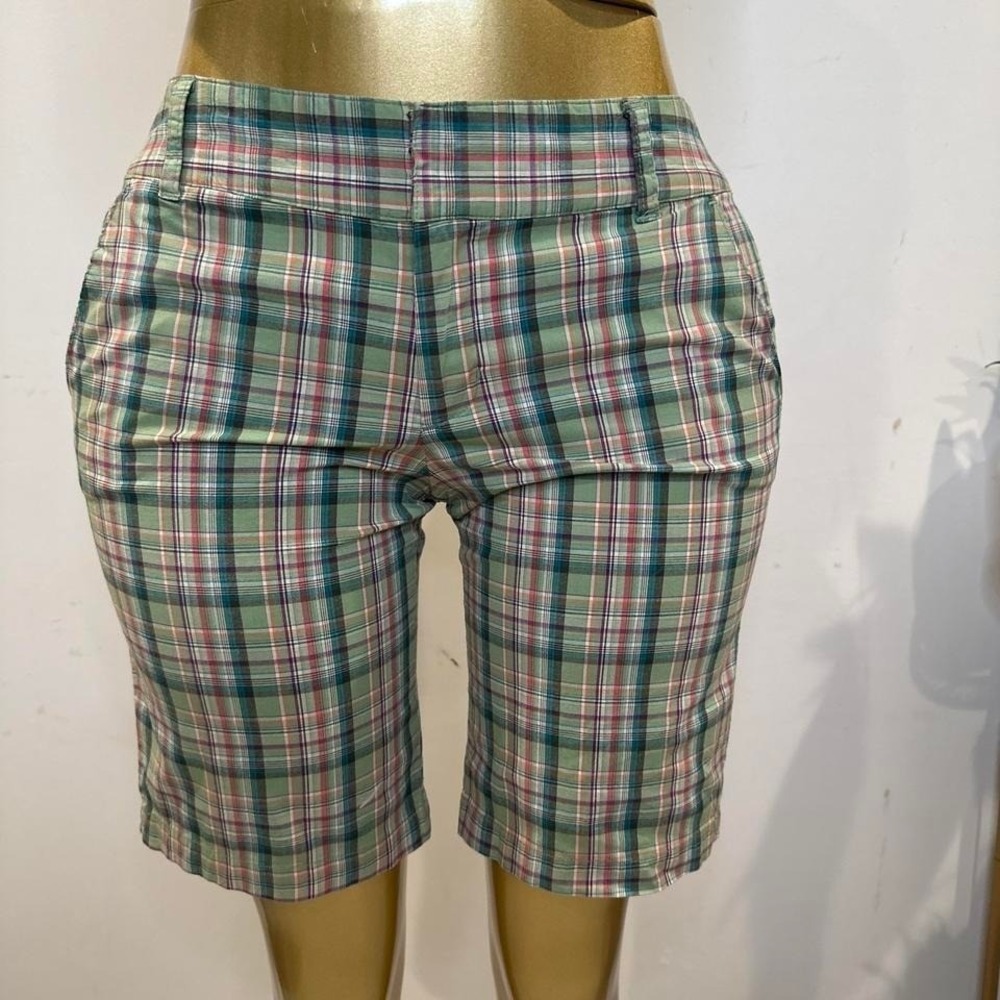 Vintage 90s Delia's Delias Green plaid Bermuda shorts  #preppy #90s #grunge